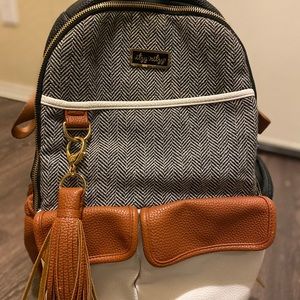 Itzy Ritzy Boss diaper bag
